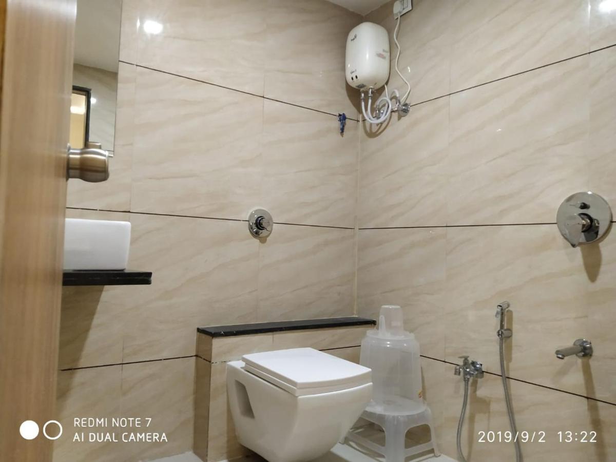 Hotel Krishna Palace Ānand المظهر الخارجي الصورة